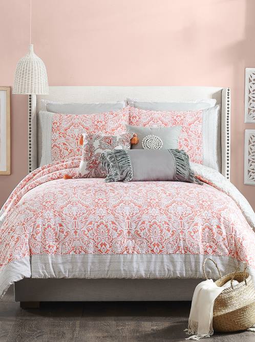 Jessica SimpsonCoral Gables Reversible Comforter Set H4261054
