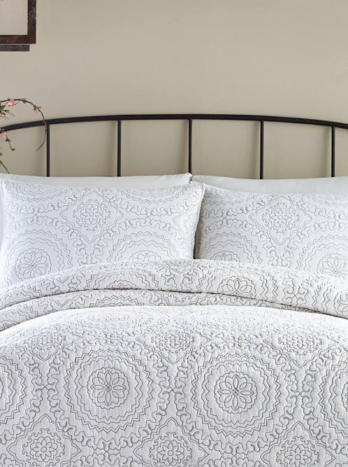 Jessica SimpsonMedallion T Coverlet H4261055