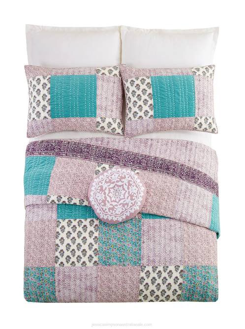 Jessica SimpsonNumbra Reversible Quilt H4261047