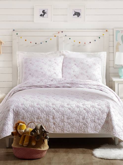 Jessica SimpsonFlower Heart Kids Quilt Set in White H4261069