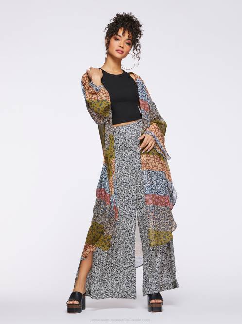 Jessica SimpsonBlaine Kimono in Blooming Patchwork H426631