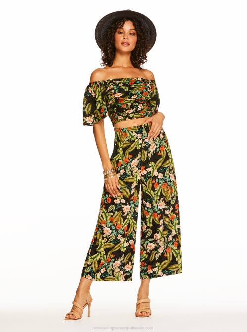 Jessica SimpsonRosalie Wide Leg Pant in Island Wildfower Black H426378