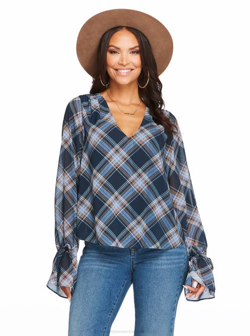 Jessica SimpsonAurora Top in Everyday Plaid H426761