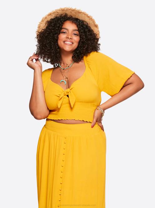 Jessica SimpsonCarey Top in Golden Rod H426632