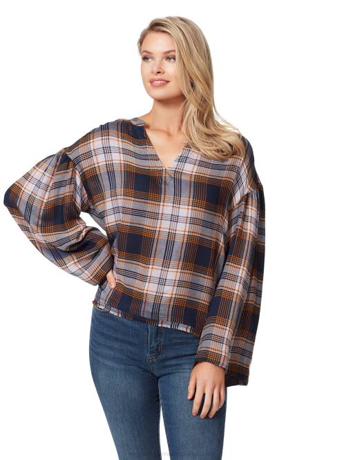 Jessica SimpsonJenna Top in Festive Plaid H4261129