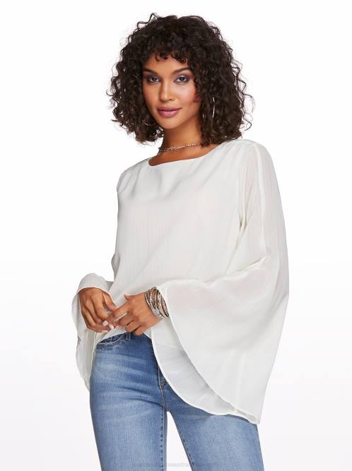 Jessica SimpsonMonique Top in Gardenia H4261116