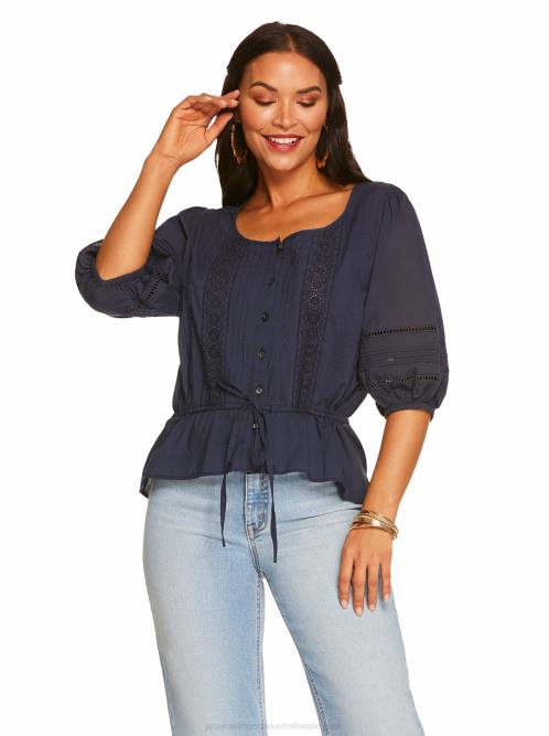 Jessica SimpsonTwyla Top in Black Iris H4261143