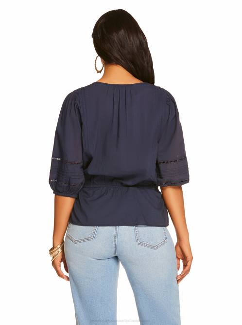Jessica SimpsonTwyla Top in Black Iris H4261143