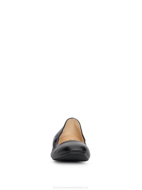 Jessica SimpsonSandaze Flat in Black H426126