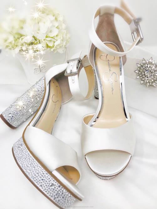 Jessica SimpsonEveryn High Heel in White H42681