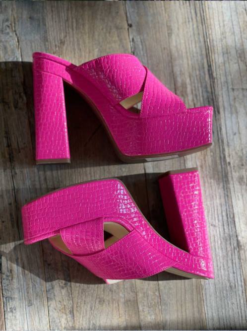 Jessica SimpsonBasima Platform in Pink H426150